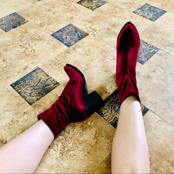 Forever 21 Shoes - F21⚡️Wine Velvet Chunky Heel Ankle Booties_7.5